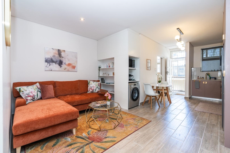 To Let 1 Bedroom Property for Rent in Sea Point Western Cape